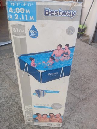 Piscina Bestway Steel Pro 4.00m x 2.11m