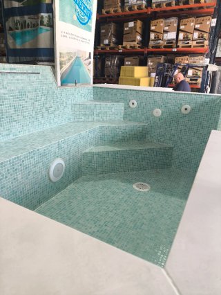 Construcción, rehabilitación y reformas de piscina
