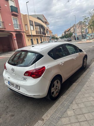 Opel Astra 2015