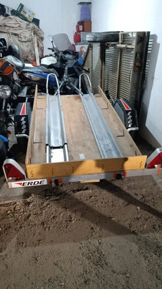 Remolque moto ERDE nuevo