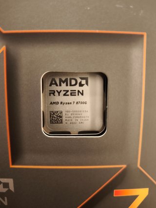 AMD Ryzen 7 8700G AI con Radeon 780M Integrada CPU