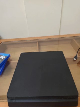 PS4 Slim 1TB Nero