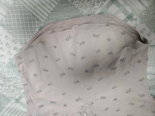Sudadera con capucha y estampado