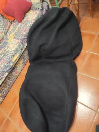 Puff de tela negro