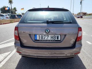 SKODA SUPERB 3.6 V6 GASOLINA 260 CV 4X4 230.000 KM