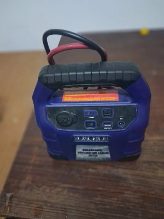 Arrancador Auxiliar Portátil Coche 12V