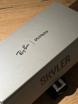 Ray Ban Skyler Gen 2 Estuche Limpieza