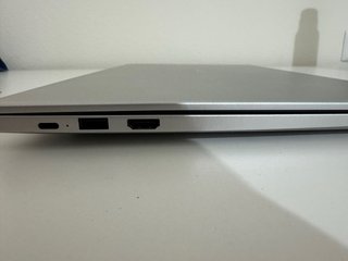 Portátil Huawei i5 8GB RAM 500GB SSD