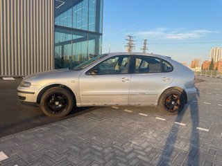 SEAT Leon 2000