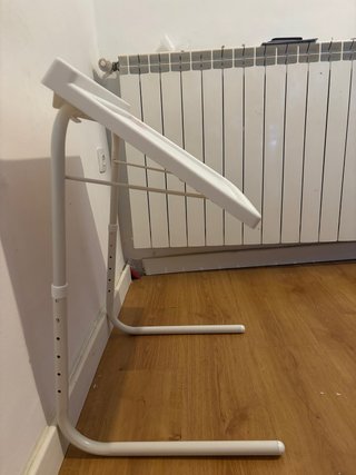 Mesa Express Ajustable con 2 Patas en Forma L