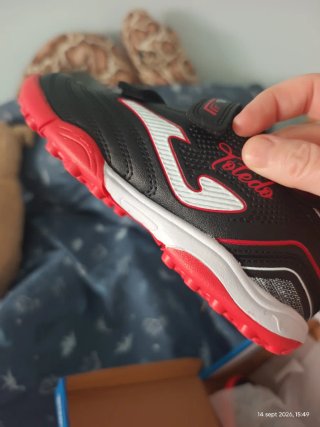 Zapatillas Joma nuevas talla 32 Futbol Sala Negr