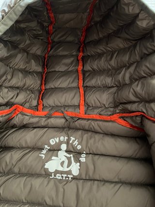 Chaqueta JOTT acolchada con capucha 8/10 años