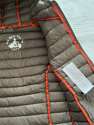 Chaqueta JOTT acolchada con capucha 8/10 años