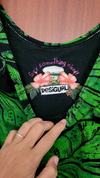Vestido Desigual Tropical Negro y Verde Neón