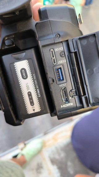 Cámara profesional Panasonic Negra