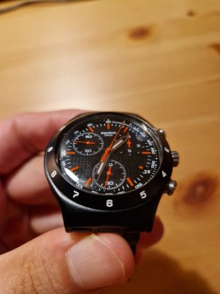 Swatch Irony Chronograph Negro/Rojo