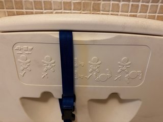 Cambiador de pañales de pared