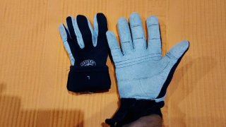 Guantes de actividades acuaticas