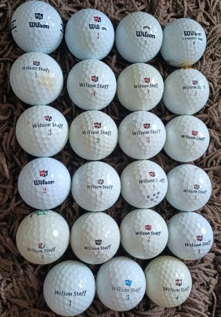 LOTE 23 bolas de golf WILSON