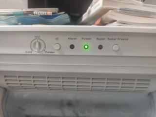 Congelador Vertical Hisense Blanco