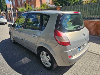 Renault Scenic 1.9 dci 120cv 6v 250000km año2004