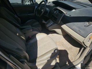 Renault Scenic 1.9 dci 120cv 6v 250000km año2004