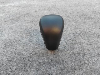 Pomo de cuero Toyota corolla 2023