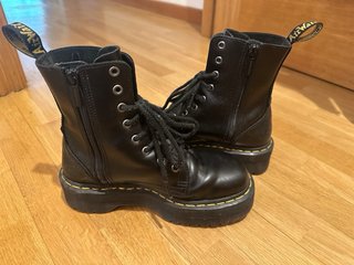 Botas Dr. Martens Jadon Piel Negra Plataforma