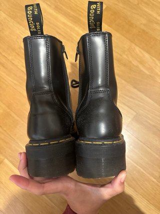 Botas Dr. Martens Jadon Piel Negra Plataforma