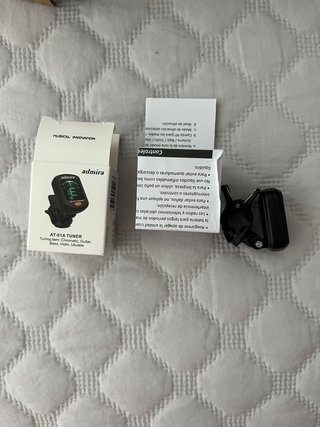 Ukelele Turquesa Ma Kai con Funda y Afinador