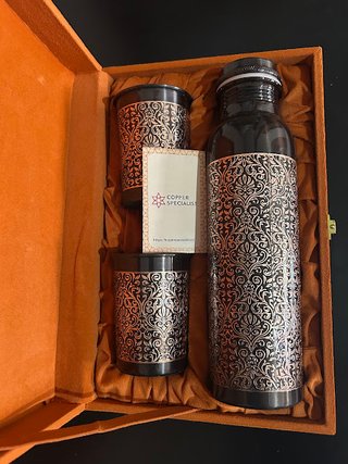 Set Botella 950ml y 2 Vasos 300ml Cobre
