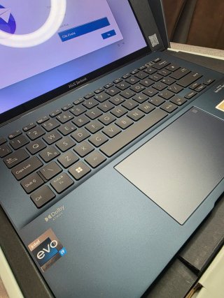 ASUS Zenbook 14 OLED TOUCH i9-13900H 16GB RAM 1TB