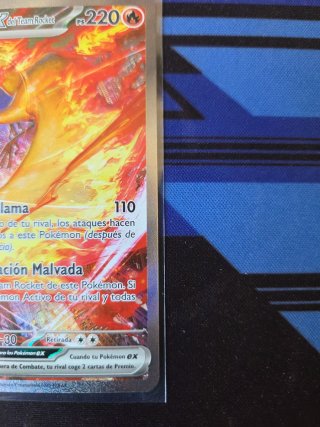 Carta Pokémon Moltres EX del Team Rocket 229/182