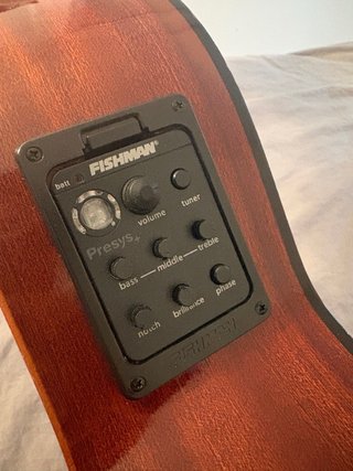 Guitarra Clasica Admira Paloma con Preamp Fishman⁠