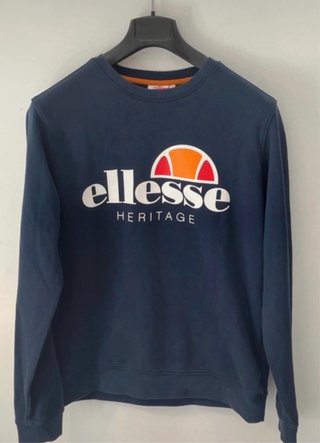 Lotto 2 felpe Levi's e ellesse vintage
