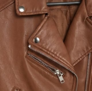 Giubbotto effetto pelle corto da donna