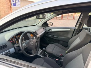 Opel Astra 2007