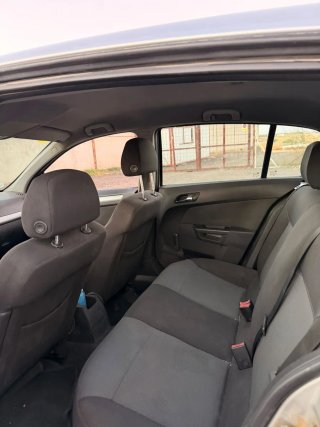 Opel Astra 2007