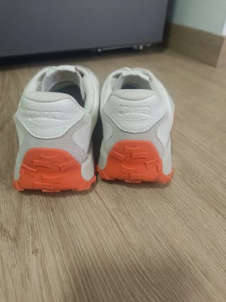 Zapatillas Camper.Unisex.Solo le faltan plantillas