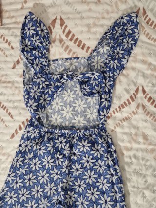 Peto floral azul y blanco Mango talla 10-12 años
