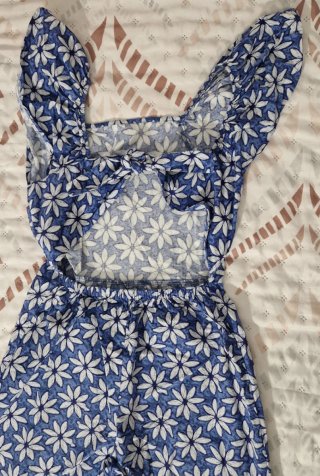 Peto floral azul y blanco Mango talla 10-12 años