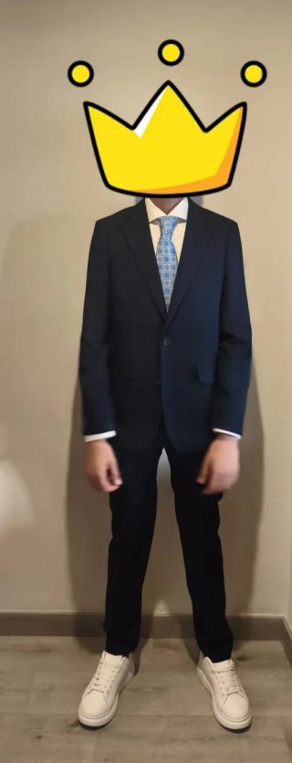 Traje juvenil   azul marino Talla 40