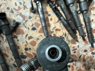 DEFECTUOSO 0445110183 MERCEDES OPEL FIAT INYECTOR
