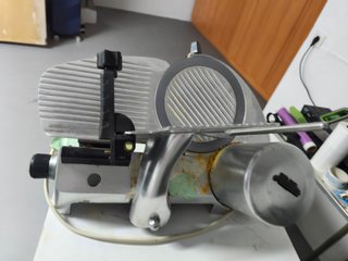 Cortadora de fiambres profesional MOBBA