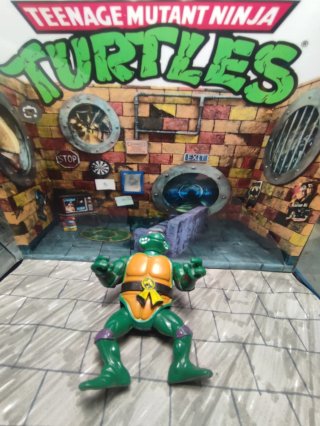 Figura Donatello Tortugas Ninja Bootleg