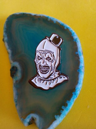 Pin Broken Soul Clown Metal