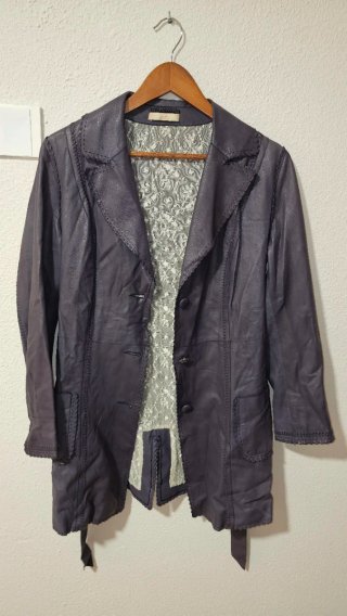 Cappotto vintage in pelle viola