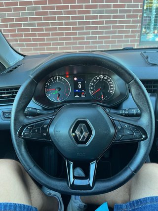 Renault Clio 2023
