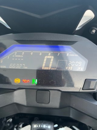 Honda NC750X Plata/Blanco