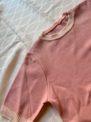 Maglioncino vintage rosa e bianco